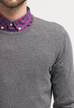 Pier One BASIC CREWNECK - Sweter - Dark Grey Melange -Sklep Z Odzieżą Męską c1b29baf2944429ea88183988b30aa5a