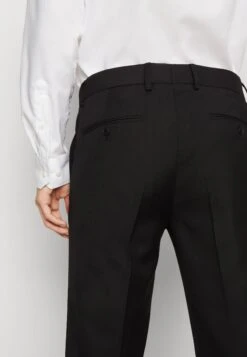 Pier One SET - Garnitur - Black -Sklep Z Odzieżą Męską cb2ee85aa433413f94a730315c37b875