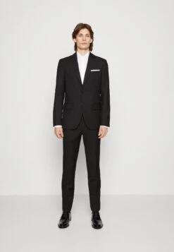 Sklep Z Odzieżą Męską -Sklep Z Odzieżą Męską d1eba8cc6f304306bf7499522d29e239