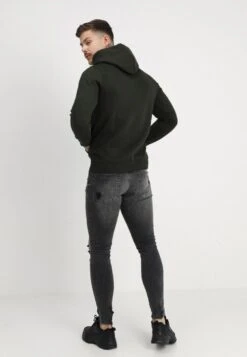 Pier One Jeansy Skinny Fit - Black Denim -Sklep Z Odzieżą Męską d4095c9985334585a360a4d38cfeba8f