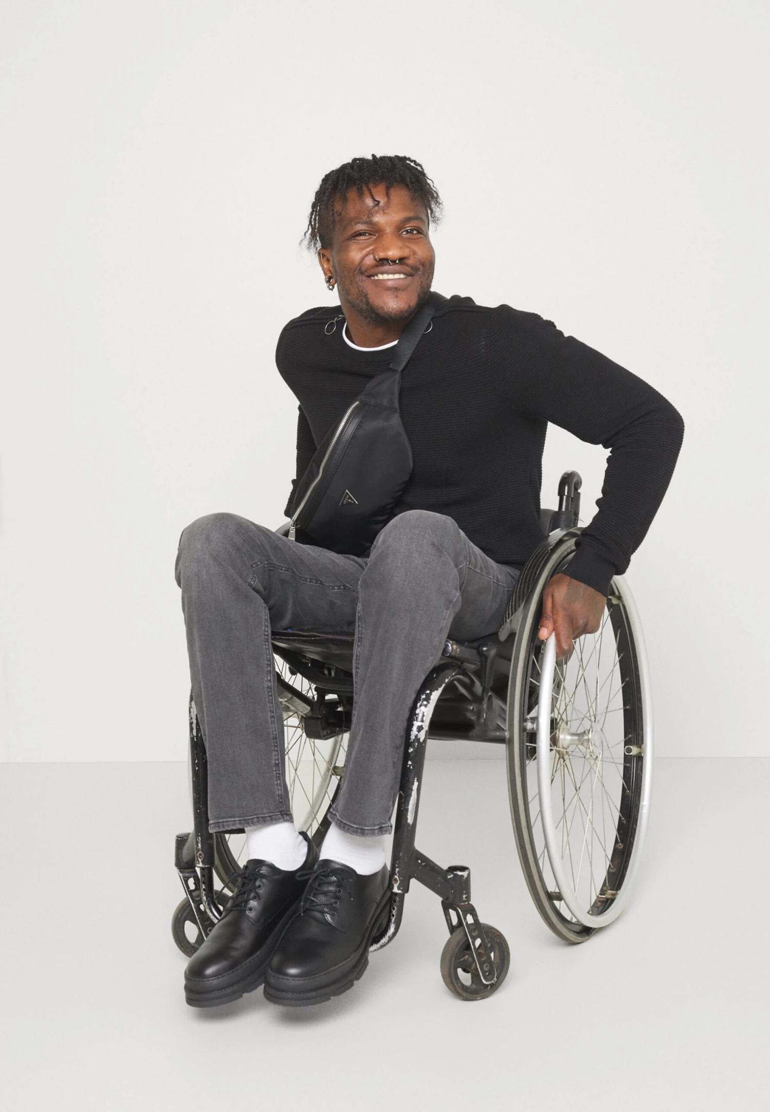 Pier One Jeansy Straight Leg - Grey Denim 6 Pier One Jeansy Straight Leg - Grey Denim - obrazek 4