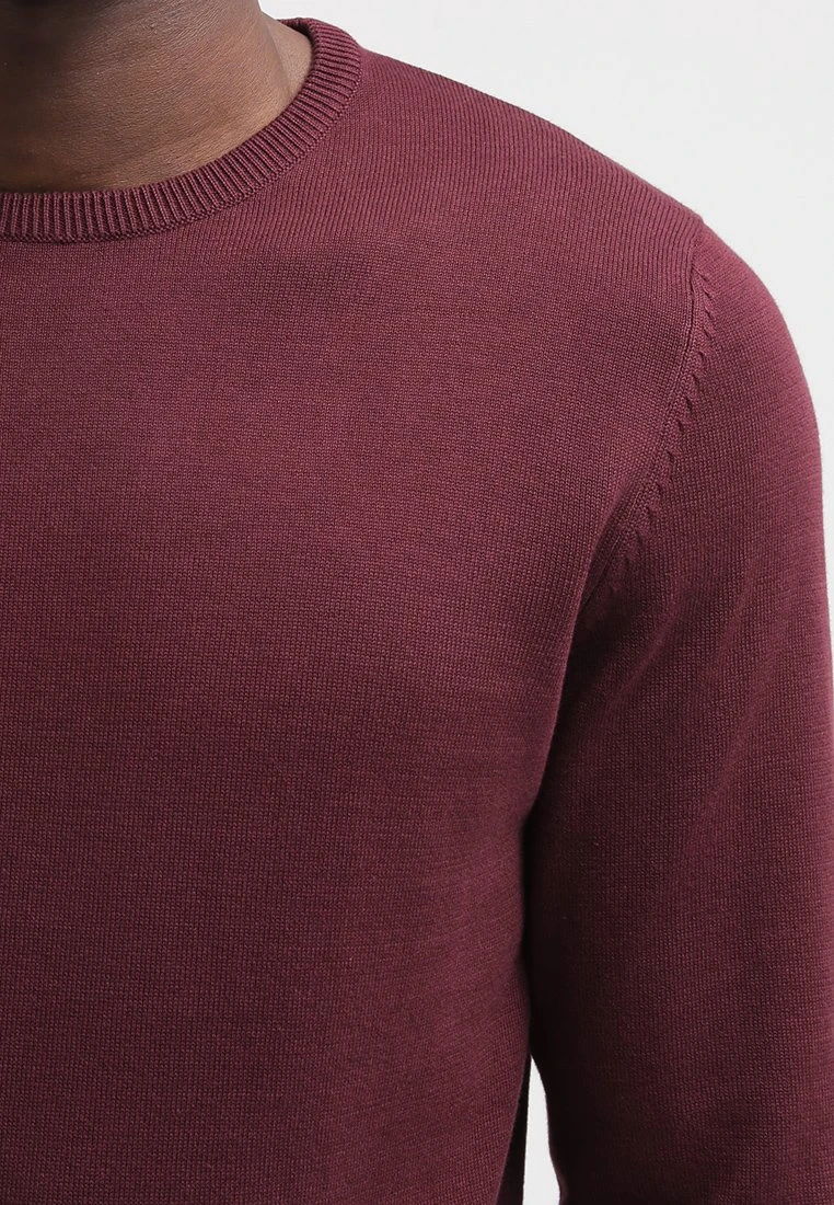 Pier One BASIC CREWNECK - Sweter - Bordeaux 6 Pier One BASIC CREWNECK - Sweter - Bordeaux - obrazek 4