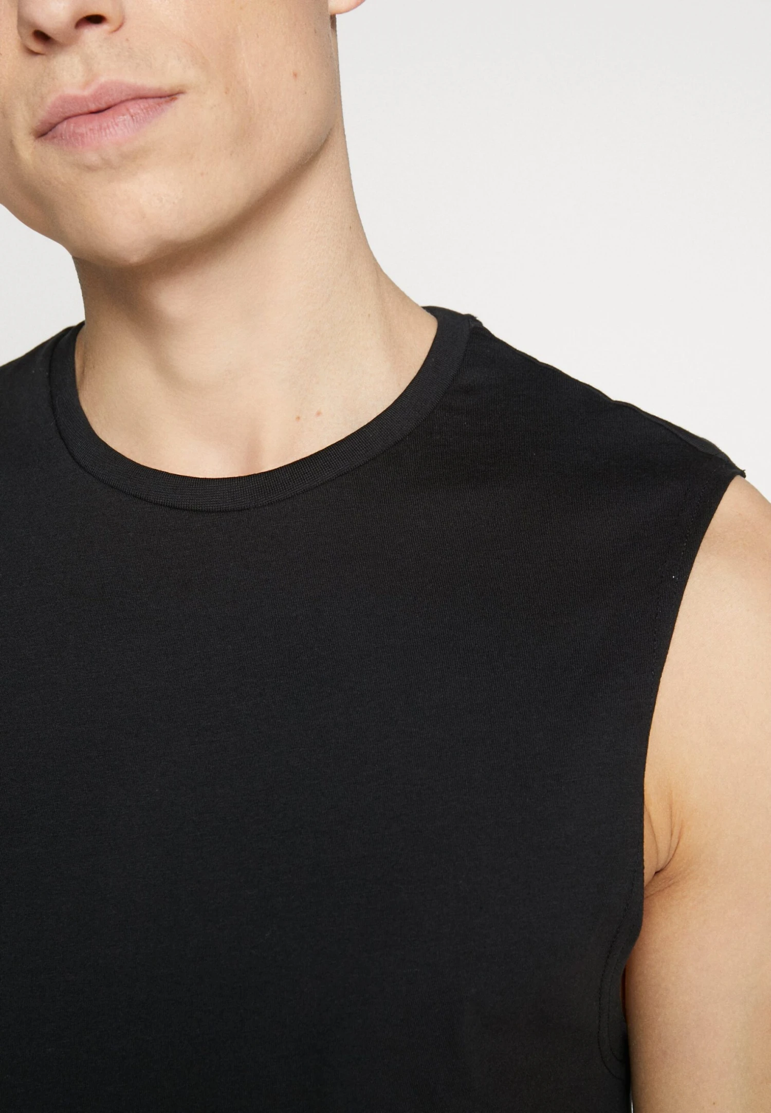 Pier One 2 PACK - Top - White/black 7 Pier One 2 PACK - Top - White/black - obrazek 5