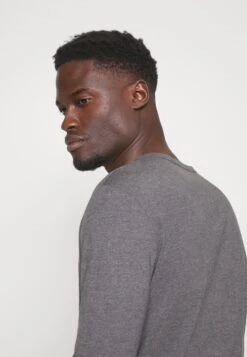 Pier One Bluzka Z Długim Rękawem - Dark Grey Melange -Sklep Z Odzieżą Męską dca7c9e513d947e8b4fb652aa8572f1f