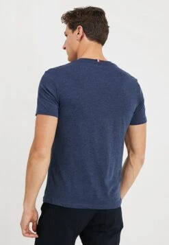 Pier One T-shirt Basic - Mottled Dark Blue 8 Pier One T-shirt Basic - Mottled Dark Blue -Sklep Z Odzieżą Męską dd651f97754741faafc702872c502666