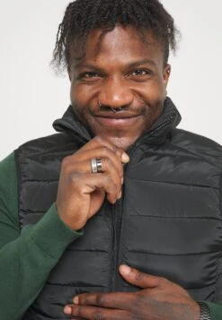 Pier One Kamizelka - Black -Sklep Z Odzieżą Męską df3977bebe484975899d564025048a02