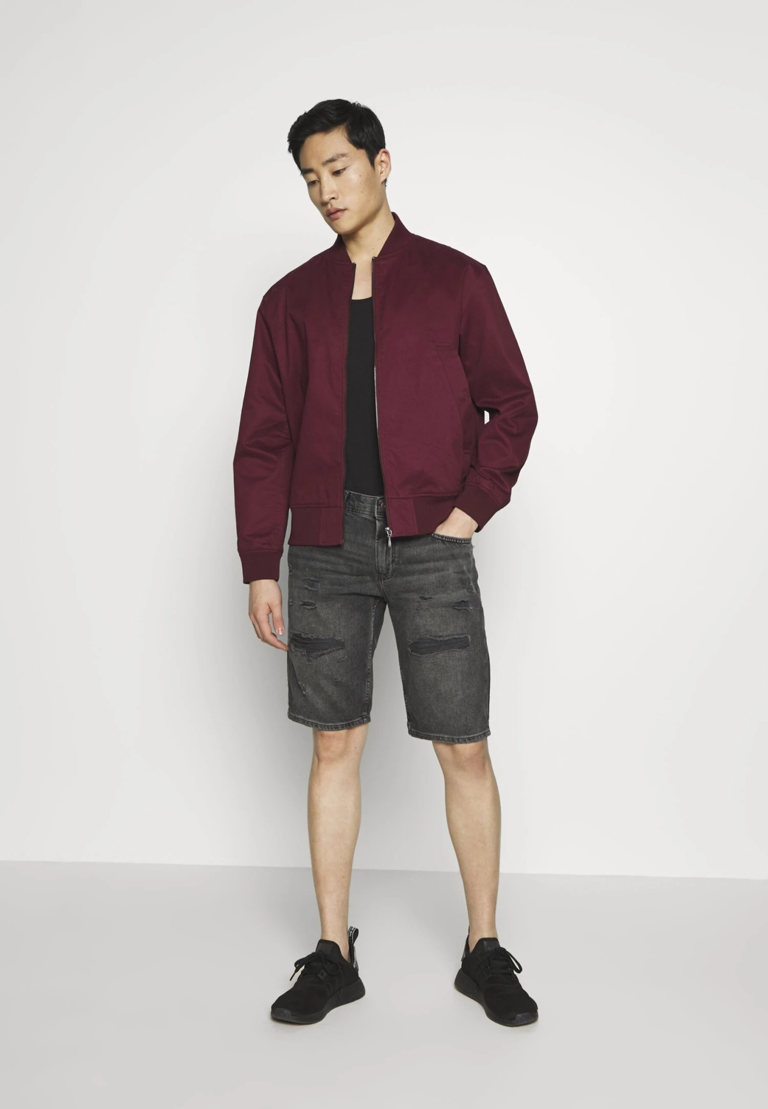 Pier One 3 PACK - Top - White/black 4 Pier One 3 PACK - Top - White/black - obrazek 2