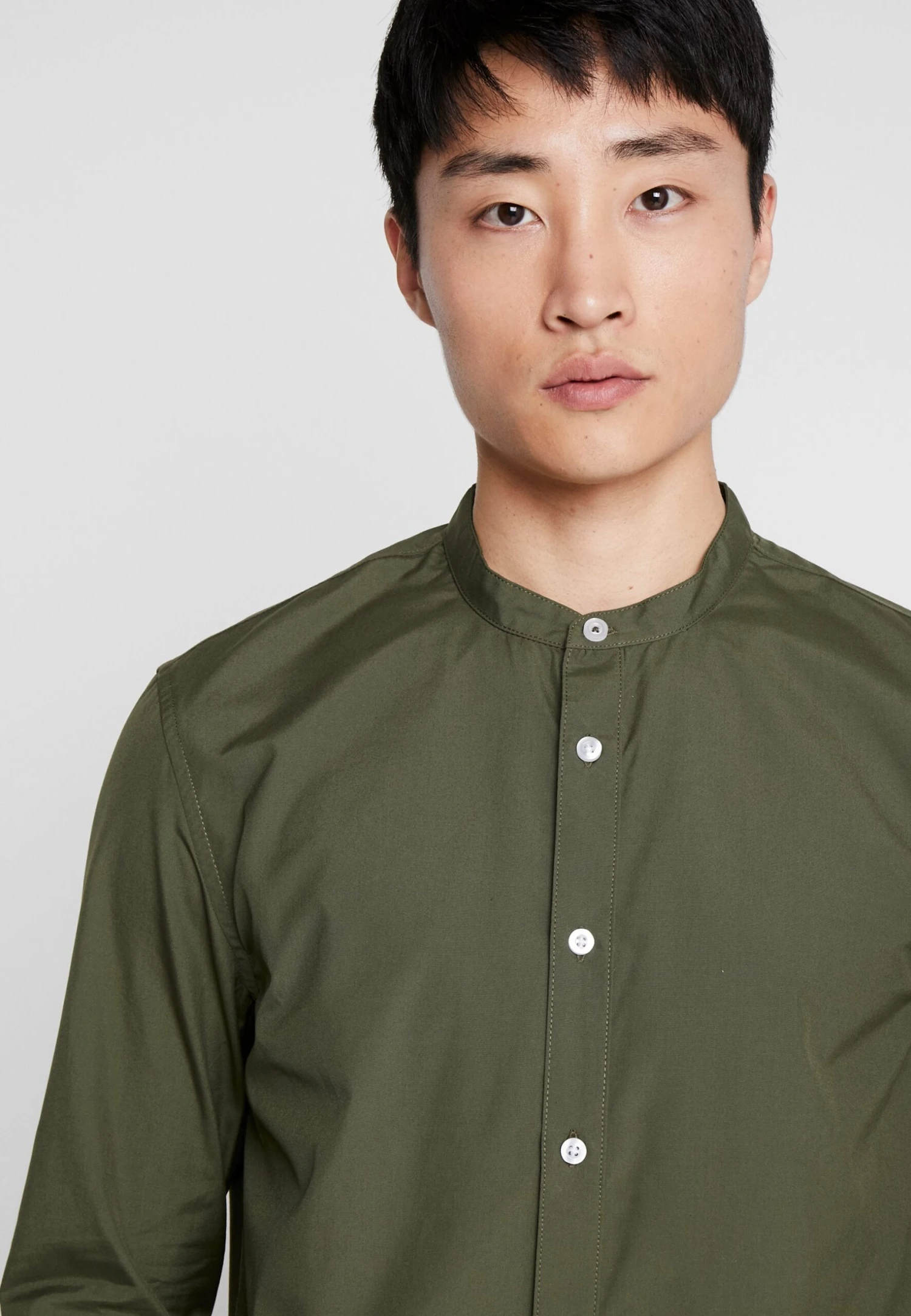 Pier One 2 PACK - Koszula - Oliv/black 6 Pier One 2 PACK - Koszula - Oliv/black - obrazek 4