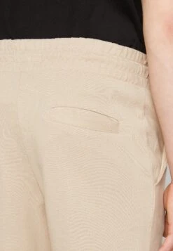 Pier One Szorty - Tan 11 Pier One Szorty - Tan -Sklep Z Odzieżą Męską e8022acba7324fa58a3bec1688569b3d