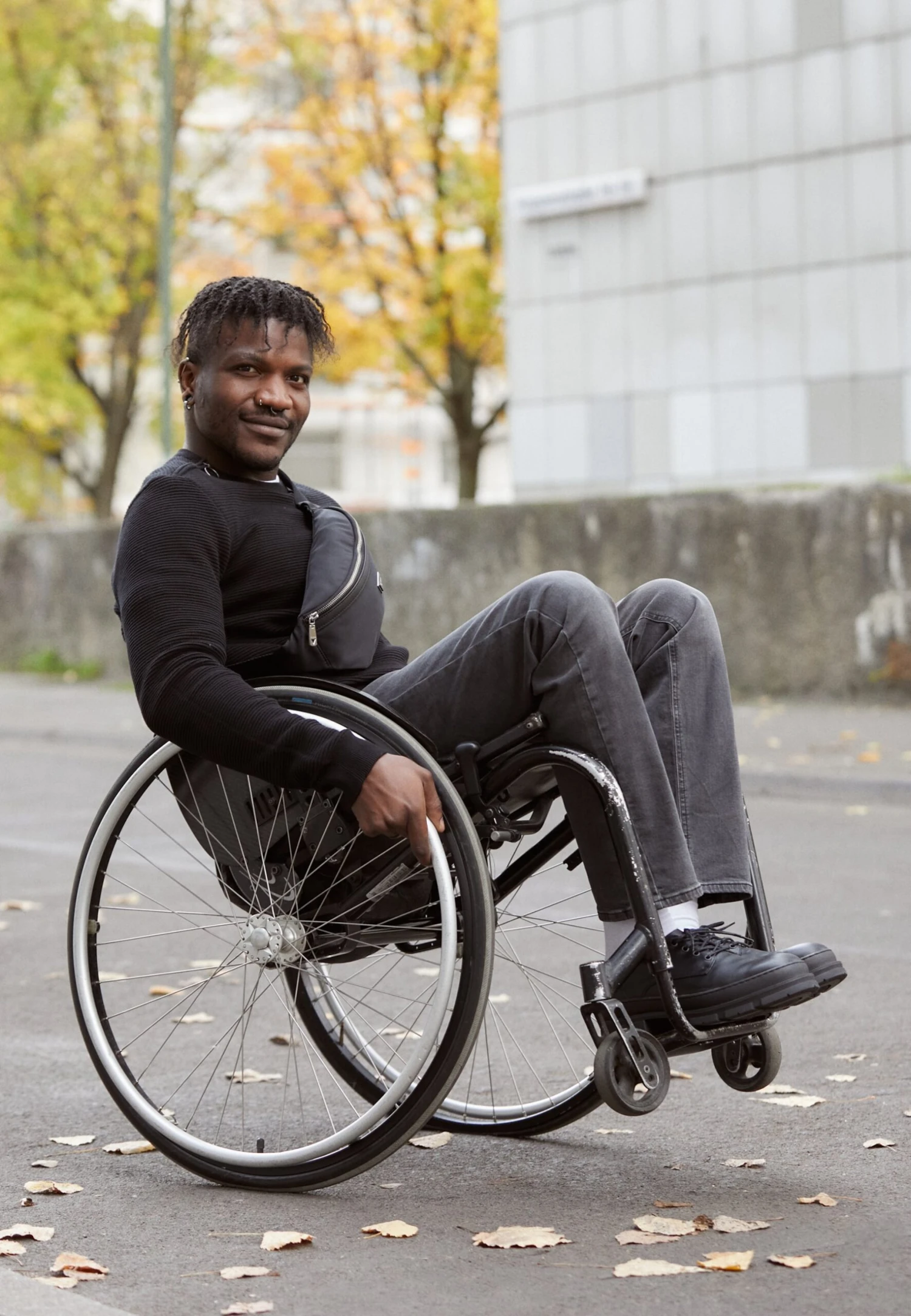 Pier One Jeansy Straight Leg - Grey Denim 4 Pier One Jeansy Straight Leg - Grey Denim - obrazek 2