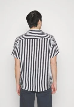 Pier One Koszula - Dark Blue/white 9 Pier One Koszula - Dark Blue/white -Sklep Z Odzieżą Męską f20c4c98ed0f469fb44c9fcda6a564b8