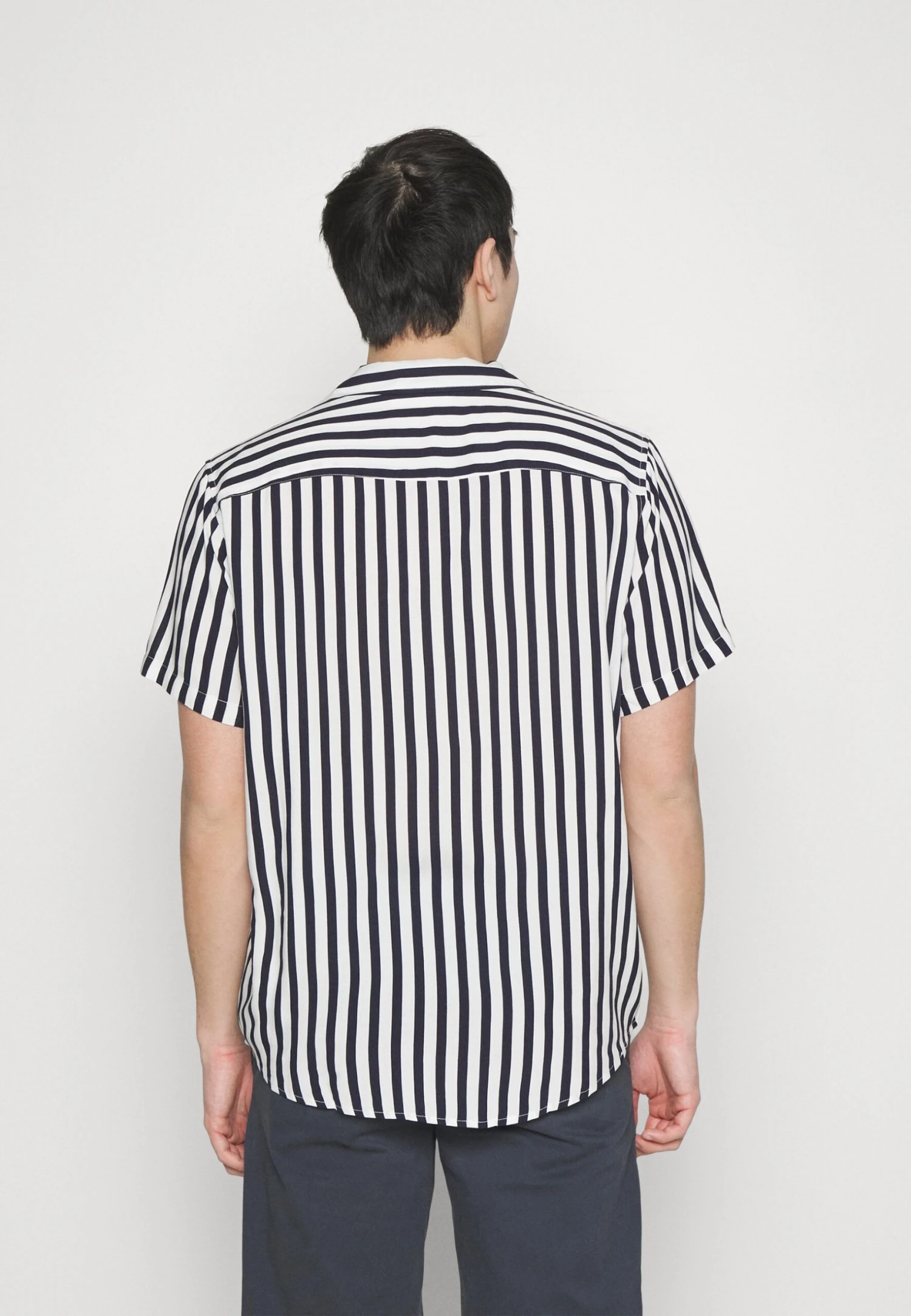 Pier One Koszula - Dark Blue/white 5 Pier One Koszula - Dark Blue/white - obrazek 3