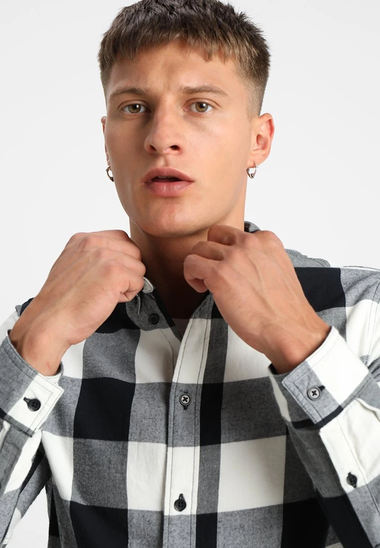 Pier One Koszula - Black/white 6 Pier One Koszula - Black/white - obrazek 4